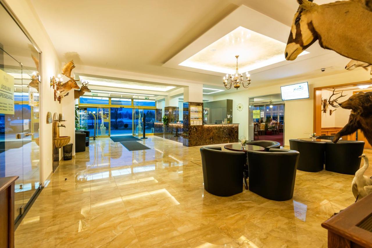 Spa Hotel Diana Františkovy Lázně Exterior foto